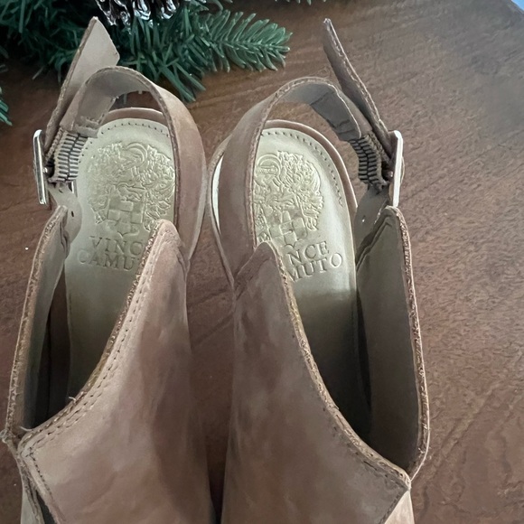 Vince Camuto Catina Sandals - Picture 6 of 8